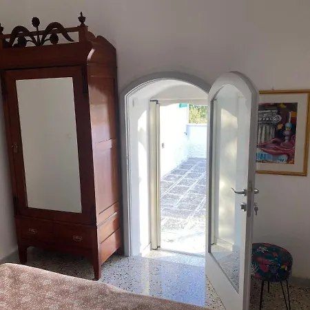 Tenuta Lamanna בית הארחה 3*